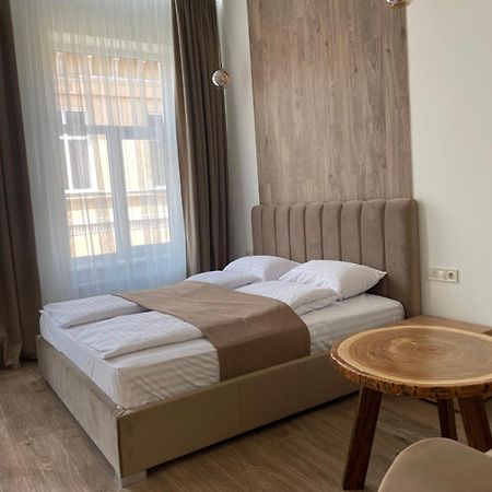 Тиктора, 3 Центр Apartment Lviv Luaran gambar