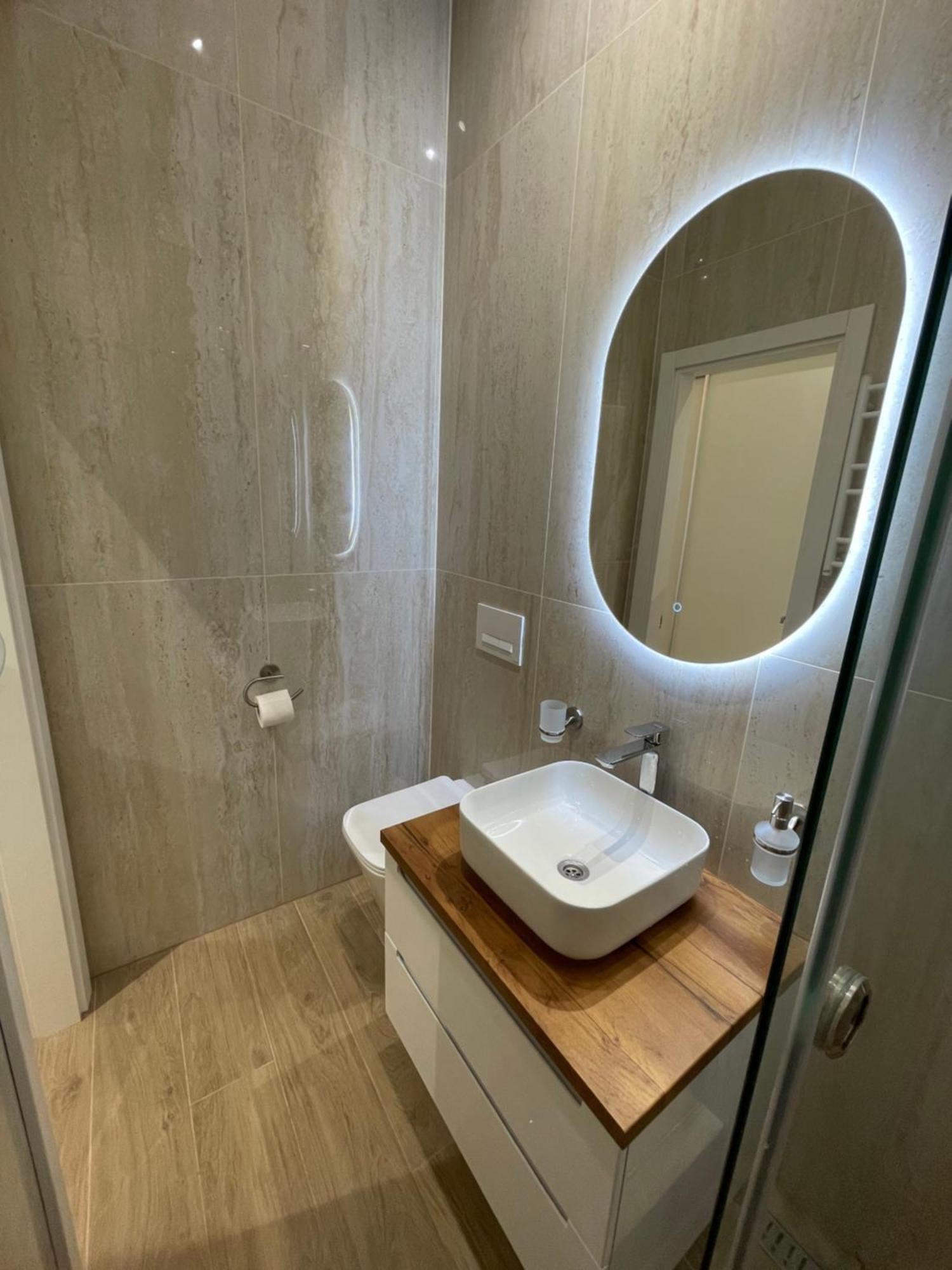 Тиктора, 3 Центр Apartment Lviv Luaran gambar